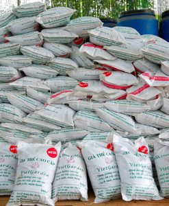 giá thể trồng hoa hồng